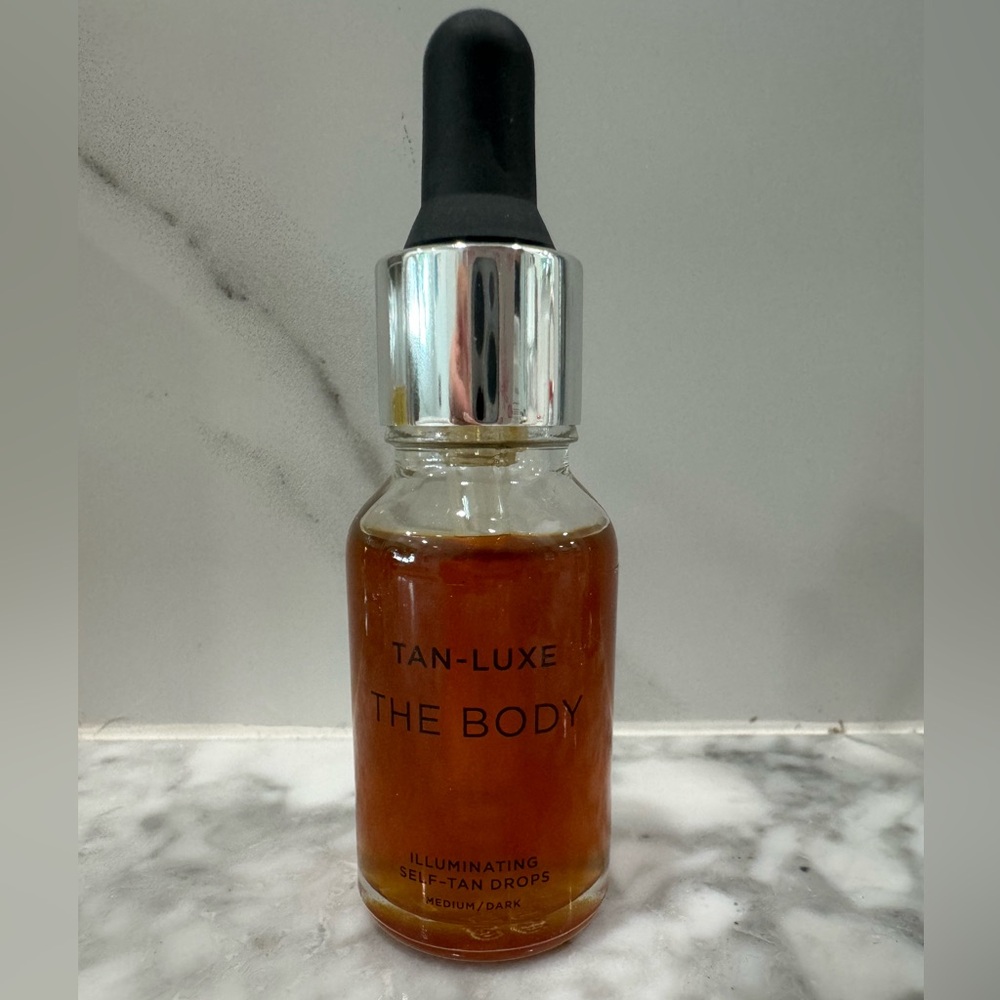 Tan-Luxe THE BODY Illuminating Self-Tan Drops - Picture 6 of 6